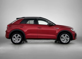 Volkswagen T-Roc 1.0 TSI R-Line | Camera | CarPlay | Adaptive Cruise | Digital Dash / 9
