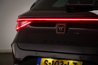 CUPRA Leon Sportstourer 1.4 e-Hybrid VZ Business CLIMA | STUURVERWARMING | DAB | APPLE | CAMERA / 25