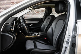 Mercedes-Benz C-klasse Estate 180 Prestige | Panoramadak | Trekhaak | LED | Stoelverwarming | Dodehoekdetectie | Dealeronderhouden / 12