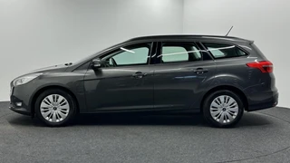 Ford Focus Wagon 1.0 EcoBoost Trend Edition CARPLAY NAVI CRUISE 58000 KM. / 9