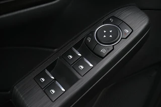 Ford Kuga 2.5 PHEV Vignale / 18