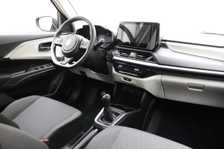 Suzuki Swift 1.2 Style Smart Hybrid / 4