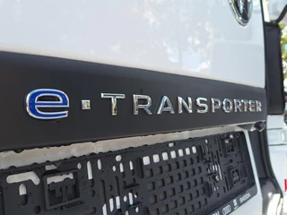 Volkswagen e-Transporter Kombi L2 64 kWh 9p (46950 incl btw,Camera,Pomp,Achterdeuren) / 29