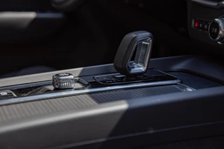 Volvo XC60 2.0 T6 Plug-in hybrid AWD Core Bright Long Range|Panorama / 10