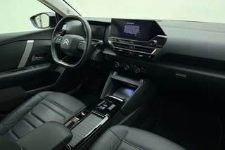 Citroen C4 1.2 Puretech 130pk Automaat Shine Pack Business | Navigatie | Panoramadak | Achteruitrijcamera | Lederen stoelen elektrisch en verwarmd | Headup display | Keyless | Adapt. Cruise control | 18" Lichtmetalen velgen / 16