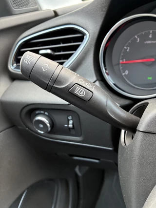 Opel Grandland X 130 PK 8-Traps Automaat | Climate control | Panorama dak | Winterpakket | Navigatie | Parkpilot | LM-Velgen | Trekhaak | AGR | Xenon verlichting / 33