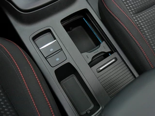 Ford Focus Wagon 1.0 EcoBoost Hybrid ST Line X Private lease €539 p.m. / 44