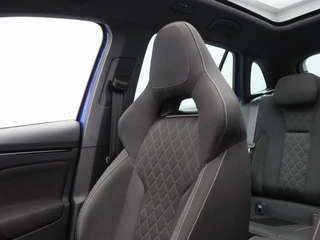 Škoda Scala 1.0 TSi 110 Pk Sport Business | Parkeersensoren | Adaptive Cruise | Panorama dak | Climatronic | Navigatie | Carplay | 16 Inch | 97.324 Km !! / 29