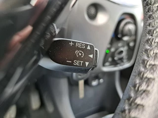 Toyota Aygo PLAY AIRCO CAMERA APPLE/ANDROID AUDIO-STUURWIELBED. BLUETOOTH LED-DAGRIJ / 17