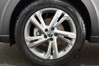 Volkswagen Taigo 1.0 TSI R-Line Business DSG Automaat Achteruitrijcamera Apple CarPlay / 20