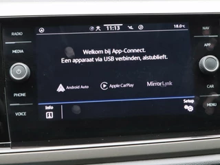 Volkswagen Polo 1.0 TSi R-Line | Adaptive Cruise | Climatronic | CarPlay | Parkeersensoren | Navigatie | 16 Inch | 98.183 Km !! / 27