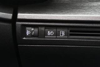 Citroen C5 X 1.6 Plug-in Hybrid 225 Feel Stoelverwarming Adaptieve Cruise Control / 25