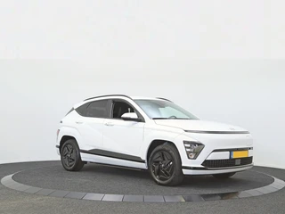 Hyundai Kona Electric Pure Edition 64.8 kWh | Demo | Navigatie | Camera | Cruise control / 11