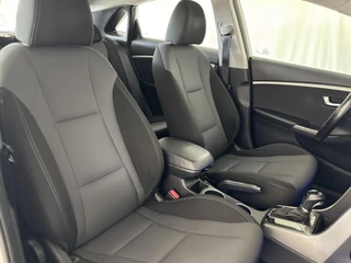 Hyundai i30 1.6 GDI i-Vision | Dealeronderhouden | Achteruitrijcamera | Trekhaak / 8