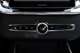 Volvo XC90 T8 Plug-in hybrid AWD MY 2027 Vanaf €76.945,- / 52