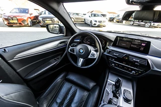 BMW 5 Serie 530e M-Sport  | Leder | Memory | NL Auto / 21