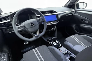 Opel Corsa 1.2 Turbo Hybrid GS 145 | Achteruitrijcamera | 17'' lichtmetalen velgen | Navigatie | Privacy Glass / 17