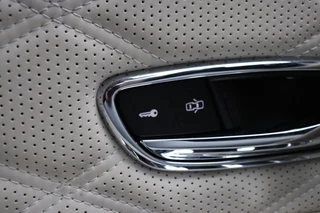 Bentley Flying Spur 6.0 W12 | LEDER | SCHUIFDAK | KERAMISCH | NAIM SOUNDSYSTEM | ENTERTAINMENT ACHTERIN | STOELVERKOELING/VERWARMING | MASSAGE | CAMERA | AIRCO | CRUISE | NAVI | / 57