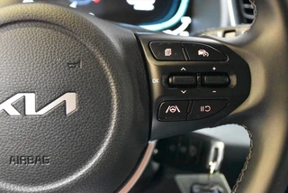 KIA Stonic 1.0 T-GDi MHEV 100pk DynamicLine / 19