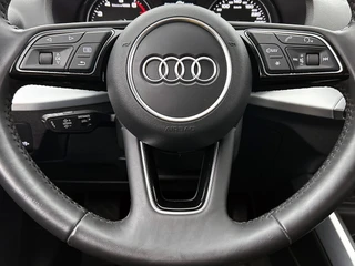 Audi Q2 35 TFSI epic Automaat | Adaptive Cruise | Stoelverwarming | CarPlay | Camera | Parkeersensoren achter / 15