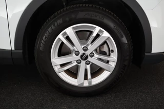 Audi Q3 45 TFSI e 245pk S-Tronic Pro Line Trekhaak Sportstoelen Stoelverwarming ACC Virtual Cockpit Navigatie / 48