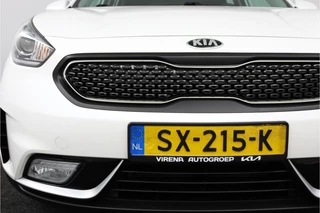 Kia Niro 1.6 GDi Hybrid DynamicLine  - Automaat - Trekhaak - Achteruitrijcamera - Navigatie - Cruise Control - Climate Control - 12 maanden bovag garantie / 39