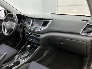 Hyundai Tucson 1.6 T-GDi Comfort 4WD | Trekhaak | Schuifdak | Camera | Stoelverwarming | / 12