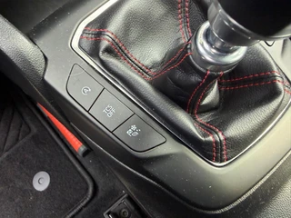 Ford Focus Wagon 1.0 EcoBoost ST Line Business / 37