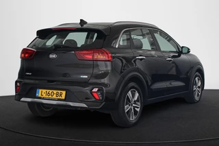 Kia Niro 1.6 GDi Hybrid DynamicLine Apple CarPlay Achteruitrijcamera Navigatie / 4