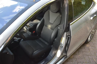 Tesla Model S 75D incl. BTW 334 PK  | 4x4 | NL- AUTO | Autopilot | Panoramadak | Luchtvering | Carplay | Camera | 21' inch | Dodehoek detectie | Voorstoelen verwarmd / 17