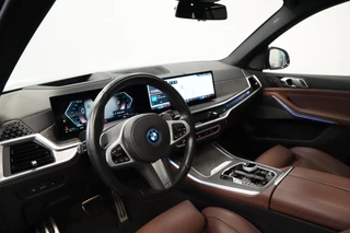 BMW X5 xDrive50e Launch Edition  Panoramadak Leder M-Sport Pro Trekhaak Head-Up / 5