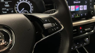 Skoda Scala 1.0 TSI Style CARPLAY ECC LM CRUISE DAB LED. / 28