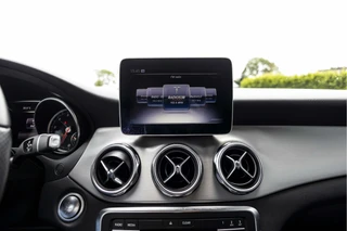 Mercedes-Benz GLA 180 Business Solution AMG | NL Auto | 19" | Camera / 24