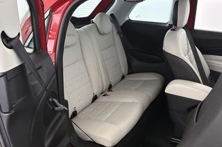 Fiat 500 3+1 La Prima 42 kWh Panoramadak Stoelverwarming Camera Apple CarPlay / 11