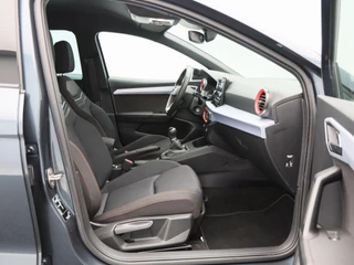 SEAT Ibiza 1.0 TSi FR | Parkeersensoren | Climatronic | Carplay | Cruise Control | 17 Inch | 37.015 Km !! / 35