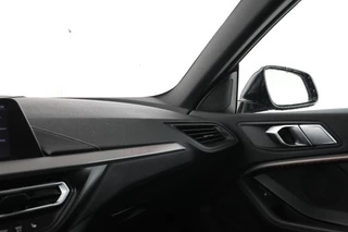 BMW 2 Serie Gran Coupé 218i High Executive  Automaat, M-sport, Leer, Digitaal Dash / 34
