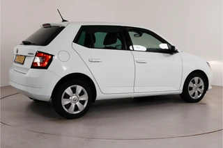Škoda Fabia 1.0 TSI Drive  | Navi | Cruise | PDC | / 23