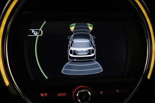 MINI 5-Deurs 2.0 Cooper S Chili Serious Business | PANORAMADAK | HEAD UP | LEDER | STOELVERWARMING | CLIMA / 9