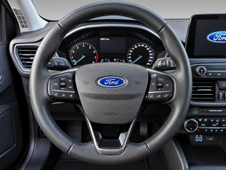 Ford Focus Wagon 125PK Active | Automaat | Winterpack | 17" Velgen | Apple Carplay/Android Auto | BTW auto / 18