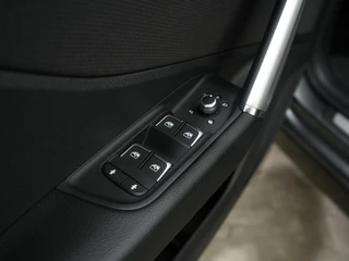 Audi Q2 35 TFSI 150PK S LINE S-TRONIC  | Panoramadak | Cruise Adaptief | Camera | Elektr. achterklep / 44