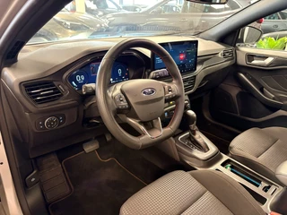 Ford Focus Wagon 1.0 EcoBoost Hybrid ST Line X automaat / Camera / cruise / stoel en stuurverwarming / 11