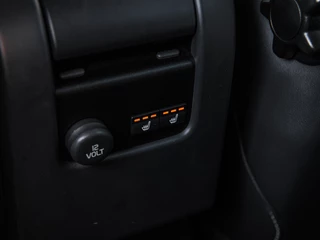 Volvo V60 2.4 D6 AWD Plug-In Hybrid Summum | Leder | Schuifdak | Keyless | Camera | Xenon | Stoelverwarmng / 19