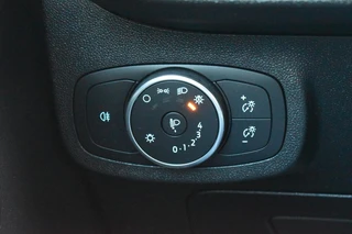 Ford Fiesta 1.1 5DRS. TREND APPLE/ANDROID AUTO / CRUISE / NAVI / DAB / 17