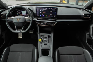 CUPRA Leon Sportstourer 1.4 PHEV Essential Stuurverwarming|Camera| / 40