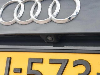 Audi Q3 35 TFSI Advanced | Panoramadak | Matrix LED | Camera | ACC | Virtual Cockpit | Apple CarPlay | Stoel-/stuurverwarming  | Navigatie | 18" | 1e Eig. / 46