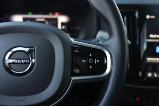Volvo V90 2.0 T6 Plug-in hybrid AWD Essential Bright|Apple carplay|Navi|Automaat| / 23