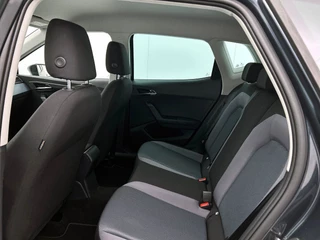 Seat ARONA 1.0 TSI Style Business Intense | Automaat | Navigatie | Airco | Parkeersensoren achter | BTW / 27