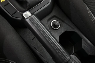 Volkswagen Taigo 1.0 TSI R-Line Business DSG Automaat Achteruitrijcamera Apple CarPlay / 40