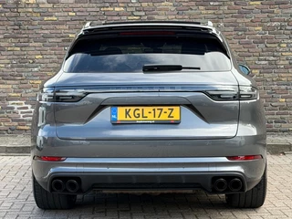 Porsche Cayenne 4.0 TURBO S E-HYBRID Achteras sturing Head Up Pano Keramisch / 12