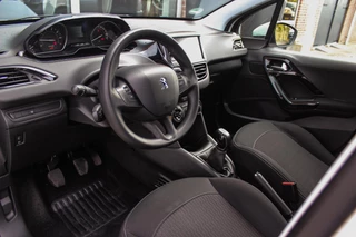 Peugeot 208 1.2 PureTech Active | Cruise control | Bluetooth | Navigatie | Airco | Start/stop | Boordcomputer | Origineel / 12